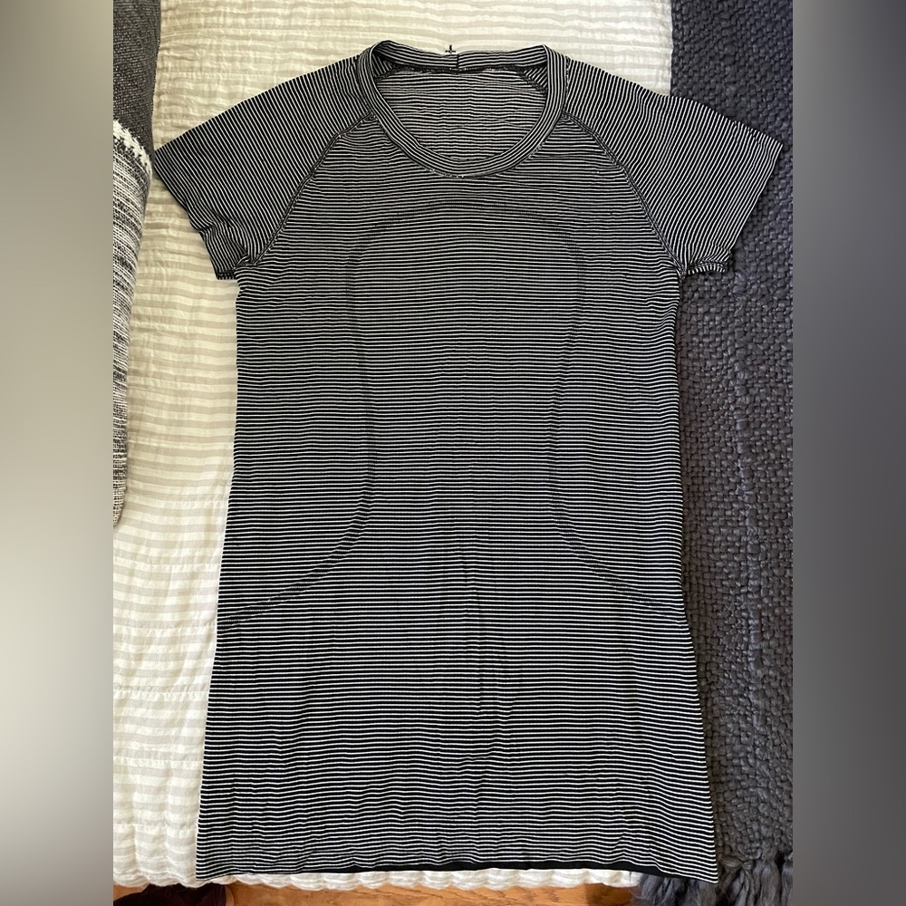 Lululemon Swiftly Short Sleeve